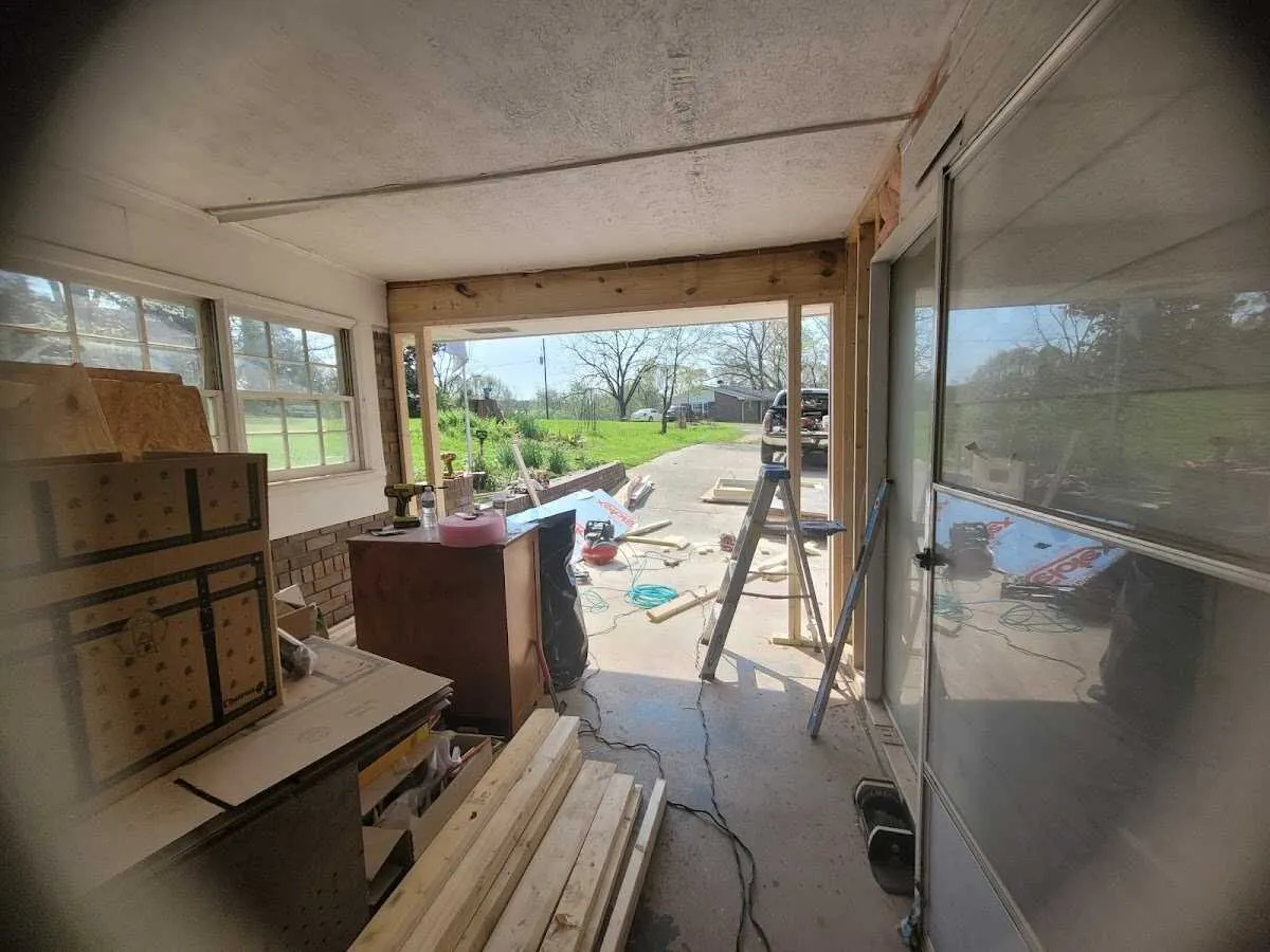 Air movers and dehumidifier for Water Mitigation Services in Bloomingdale